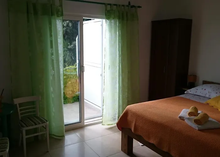 Apartments Mare