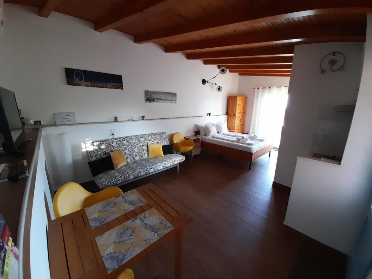 Mare Apartment
