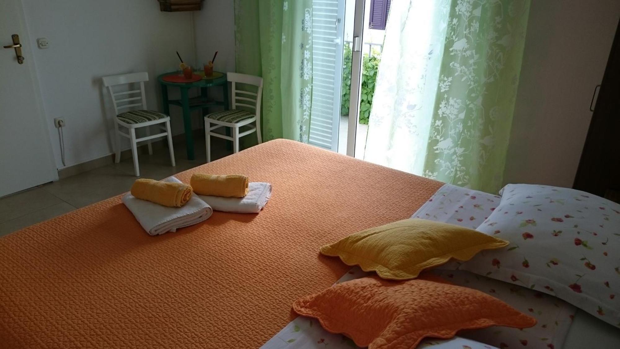 Mare Apartment Hvar Town