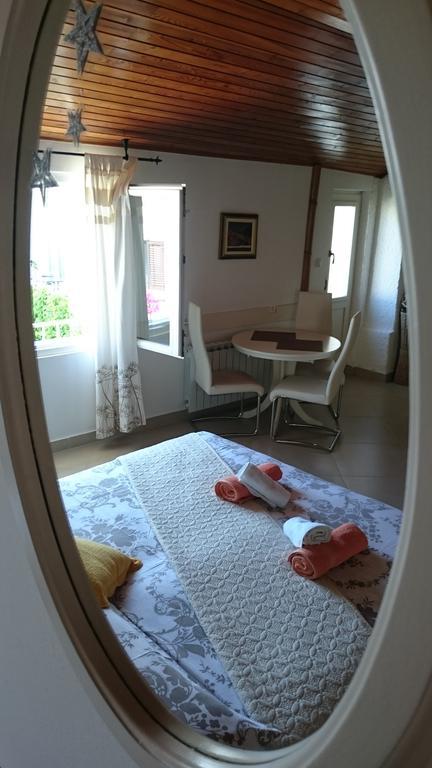 Mare Apartment *