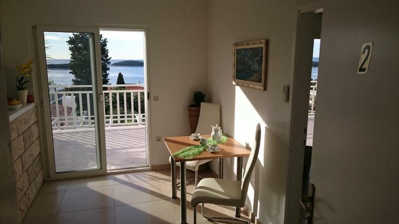 Mare Apartment Hvar Town