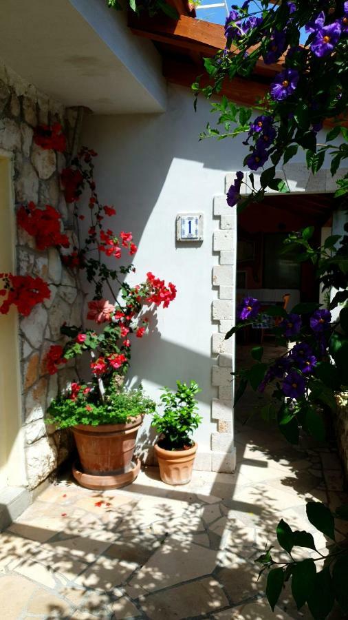 Mare Apartment Hvar Town