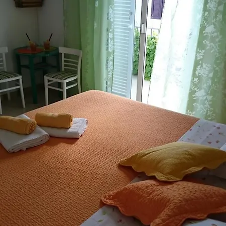 Apartments Mare Hvar Town Rum bild
